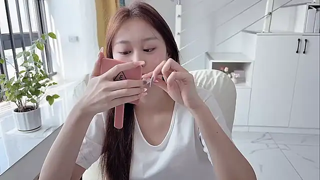 Snapshot of Cassie-20 chatting on 10-08-25, 01:58 Cassie-20 online show from 10-08-25, 01:58