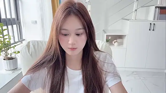 Snapshot of Cassie-20 chatting on 10-16-25, 02:01 Cassie-20 online show from 10-16-25, 02:01