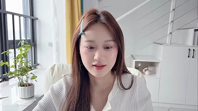 Snapshot of Cassie-20 chatting on 10-23-25, 02:44 Cassie-20 online show from 10-23-25, 02:44