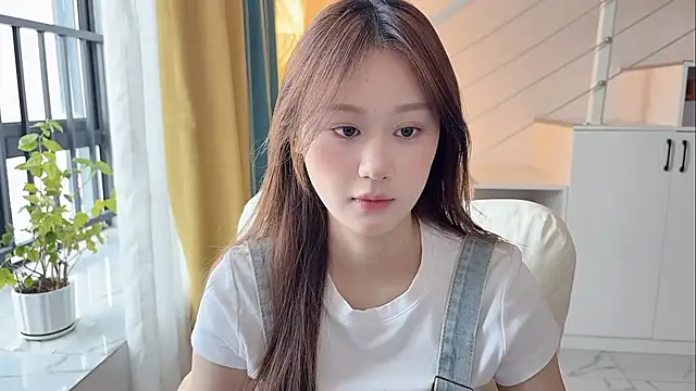 Snapshot of Cassie-20 chatting on 12-05-25, 02:20 Cassie-20 online show from 12-05-25, 02:20