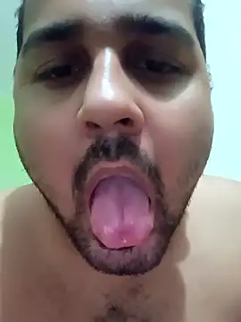 Snapshot of susthovai chatting on 09-17-25, 11:01 susthovai online show from 09-17-25, 11:01