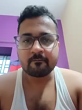 Snapshot of susthovai chatting on 11-27-25, 11:23 susthovai online show from 11-27-25, 11:23