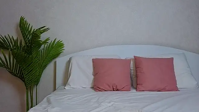 Snapshot of VictoriaPass chatting on 09-25-25, 09:29 VictoriaPass online show from 09-25-25, 09:29