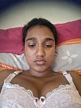 indianpink lips online show from 11-29-25, 10:51