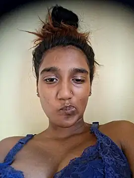 indianpink lips online show from 02-07-26, 01:37