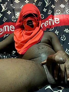 Snapshot of BlaccZhakky chatting on 10-08-25, 12:36 BlaccZhakky online show from 10-08-25, 12:36