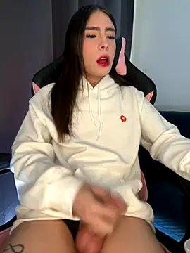 candycami19 online show from 09-28-25, 04:45