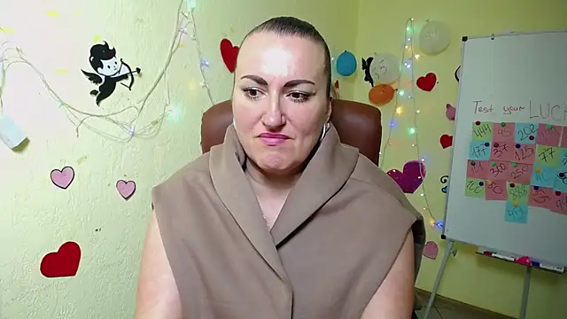 DianaMGG online show from 02-27-25, 12:13