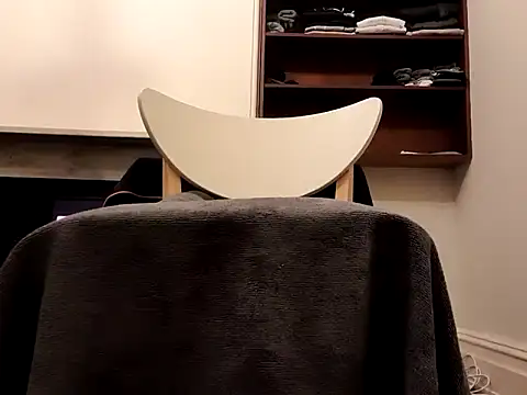 Snapshot of MystiqueRider chatting on 10-03-25, 12:57 MystiqueRider online show from 10-03-25, 12:57