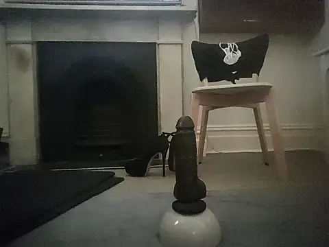 Snapshot of MystiqueRider chatting on 10-18-25, 02:58 MystiqueRider online show from 10-18-25, 02:58