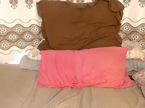 Karishma99  online show from 03-19-26, 01:48