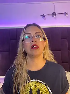 Azaahara  online show from 03-18-26, 12:30