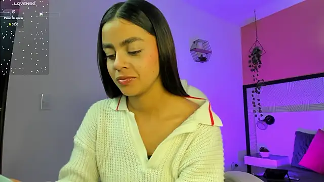 Bella walker  online show from 03-19-26, 08:46