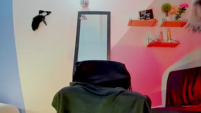 Aria fitness online show from 11-26-25, 01:01