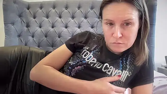 eatmypie69 online show from 12-18-25, 10:32