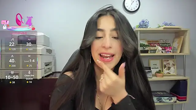Snapshot of Katty_love01 chatting on 09-13-25, 06:40 Katty love01 online show from 09-13-25, 06:40
