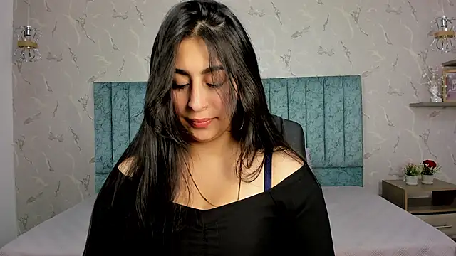 Snapshot of Katty_love01 chatting on 10-18-25, 07:25 Katty love01 online show from 10-18-25, 07:25