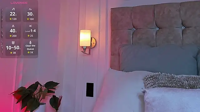 JasmineRoss 1 online show from 12-20-25, 06:37