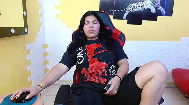 Snapshot of melany_rouse18 chatting on 02-18-25, 06:04 melany rouse18 online show from 02-18-25, 06:04