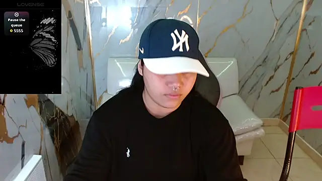 melany rouse18 online show from 04-17-26, 01:25