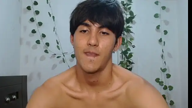 neithanzynxx online show from 02-19-25, 10:53