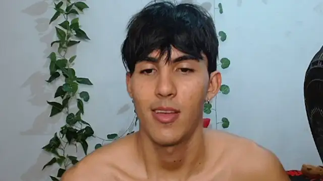 neithanzynxx online show from 02-23-25, 10:31