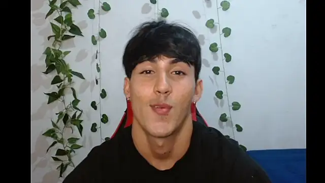 neithanzynxx online show from 03-04-25, 07:43