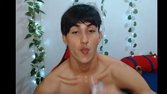 neithanzynxx online show from 03-08-25, 10:56