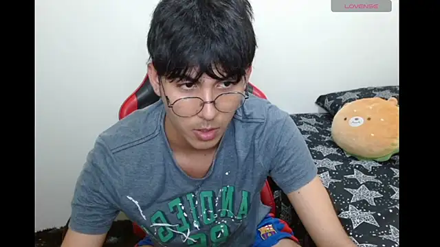 neithanzynxx online show from 10-26-25, 07:53