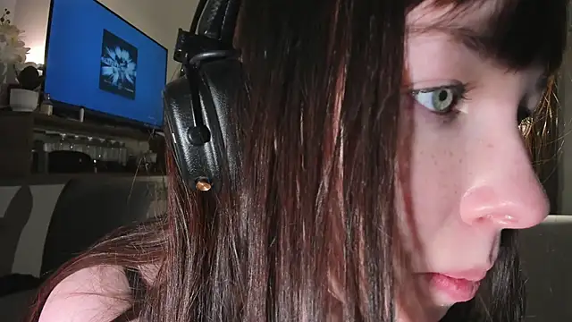 Sindy Juxx online show from 04-18-26, 07:07