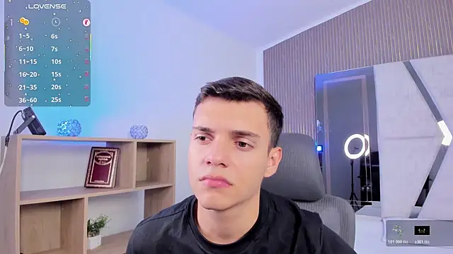 JacobRoberts1 online show from 11-19-25, 08:31