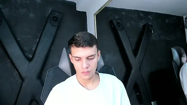 JacobRoberts1 online show from 11-21-25, 09:35