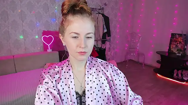 Snapshot of xeva_angelx chatting on 11-15-25, 12:41 xeva angelx online show from 11-15-25, 12:41