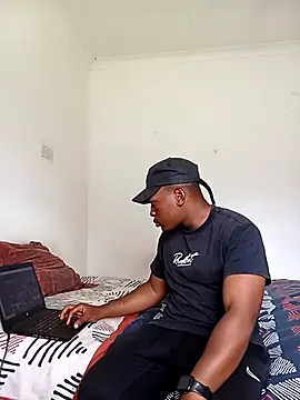 Snapshot of bosszonke123 chatting on 03-19-25, 10:55 bosszonke123 online show from 03-19-25, 10:55