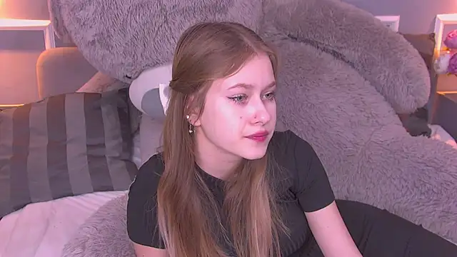 EveMundie online show from 02-19-25, 12:22