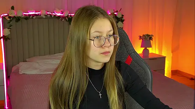 EveMundie online show from 11-03-25, 06:14