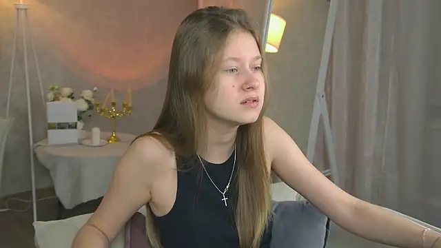 EveMundie online show from 12-22-25, 06:43