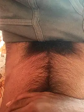 Snapshot of cocktony chatting on 02-25-25, 09:31 cocktony online show from 02-25-25, 09:31