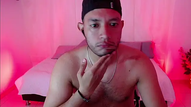 Double R12 online show from 03-17-25, 12:25