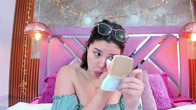 EmmaSulivan online show from 11-07-25, 12:49