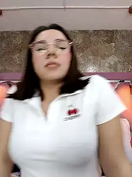 EmmaSulivan online show from 01-05-26, 05:27