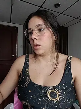 EmmaSulivan online show from 07-08-26, 01:15