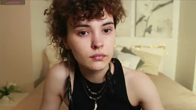 Snapshot of Dizer_clopy chatting on 03-02-25, 03:37 Dizer clopy online show from 03-02-25, 03:37