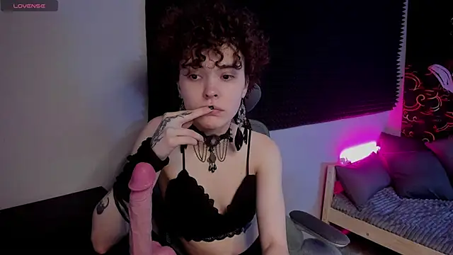 Snapshot of Dizer_clopy chatting on 03-13-25, 03:17 Dizer clopy online show from 03-13-25, 03:17