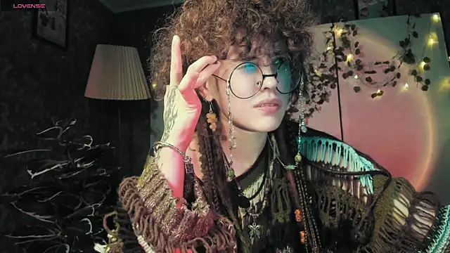 Snapshot of Dizer_clopy chatting on 09-10-25, 03:01 Dizer clopy online show from 09-10-25, 03:01