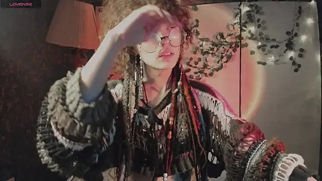 Snapshot of Dizer_clopy chatting on 09-17-25, 03:35 Dizer clopy online show from 09-17-25, 03:35