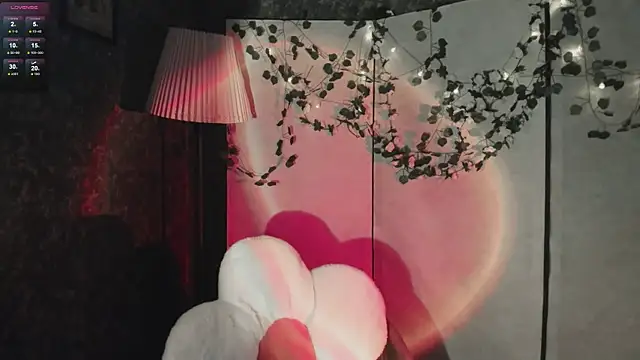 Snapshot of Dizer_clopy chatting on 09-20-25, 03:13 Dizer clopy online show from 09-20-25, 03:13