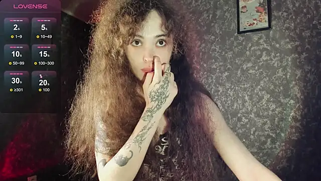 Snapshot of Dizer_clopy chatting on 11-01-25, 03:25 Dizer clopy online show from 11-01-25, 03:25