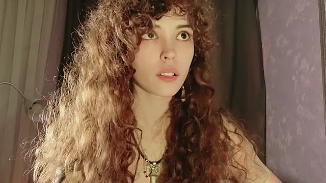 Snapshot of Dizer_clopy chatting on 11-22-25, 08:52 Dizer clopy online show from 11-22-25, 08:52