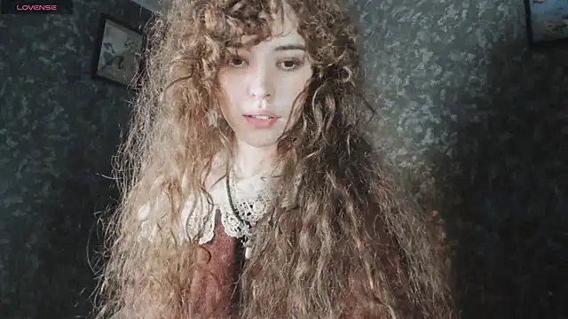 Snapshot of Dizer_clopy chatting on 12-02-25, 04:35 Dizer clopy online show from 12-02-25, 04:35